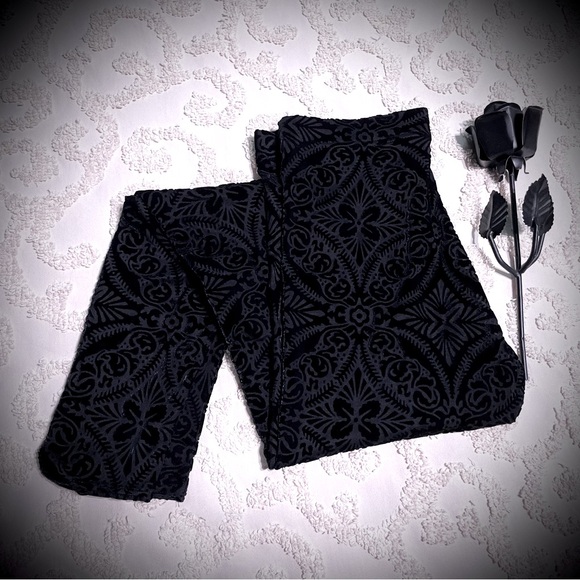 Blackmilk Pants - Blackmilk Gothic Velvet Patterned Leggings medium